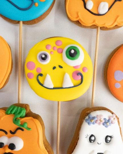 Медові пряники на паличці Halloween