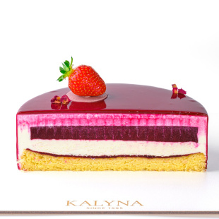 Торт Йогуртово-ягідний